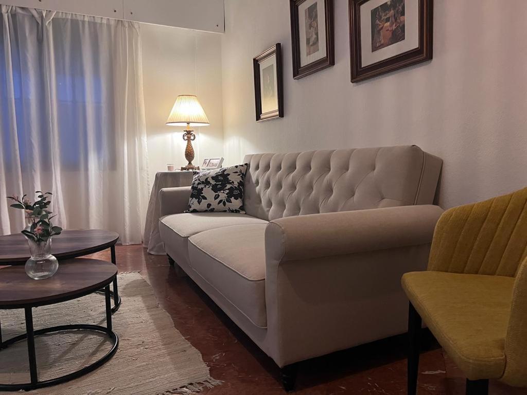 סביליה Apartamento Turistico R. Gonzalez Abreu מראה חיצוני תמונה