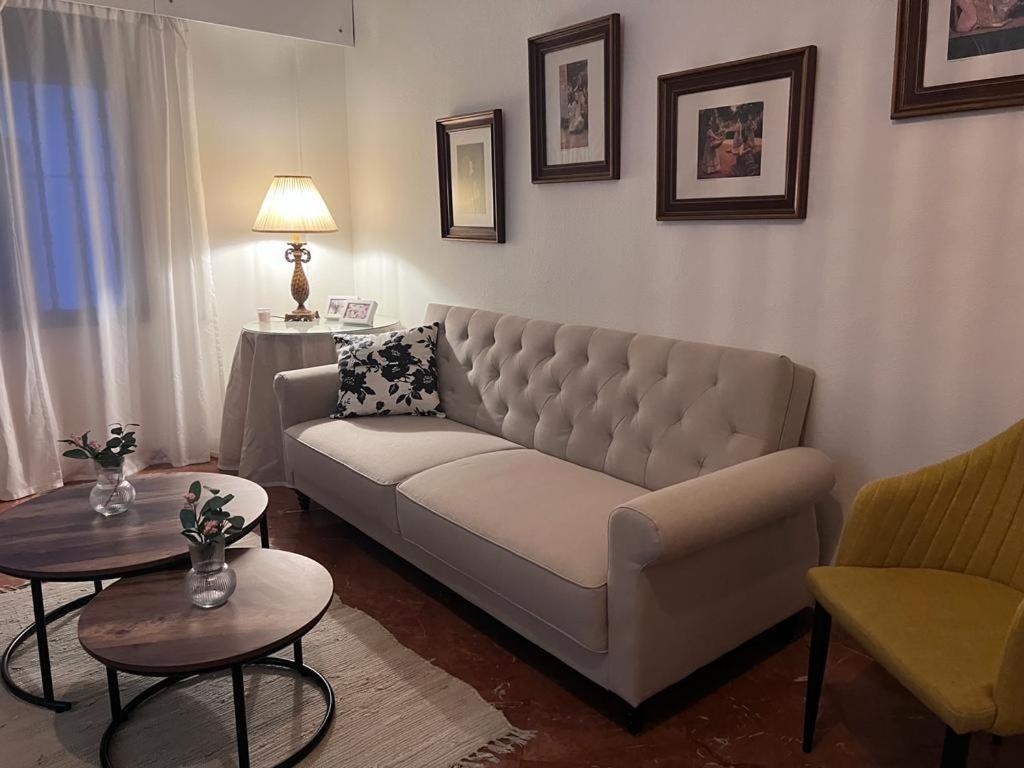 סביליה Apartamento Turistico R. Gonzalez Abreu מראה חיצוני תמונה